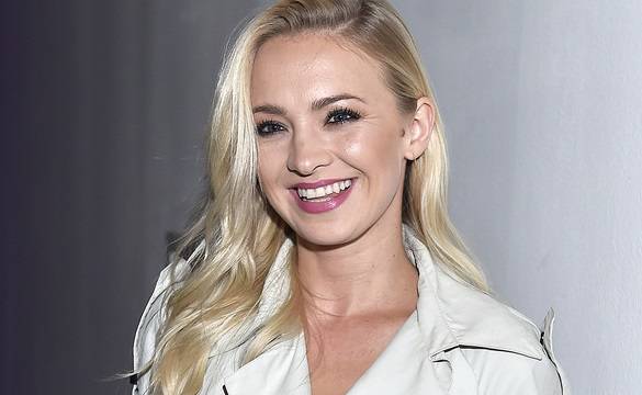 Barbara Kurdej-Szatan w ciemnych włosach? Internauci komentują kolejną "metamorfozę" gwiazdy! 