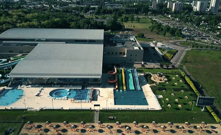 Zuchwała akcja antyszczepionkowców. Chcieli wysadzić termy maltańskie? Wszystko przez kasy dla zaszczepionych