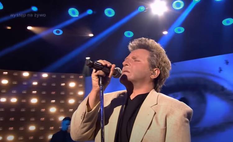 "Twoja twarz brzmi znajomo 13". Fenomenalny występ Czadomana. Zaśpiewał "Jolka, Jolka" jako Felicjan Andrzejczak