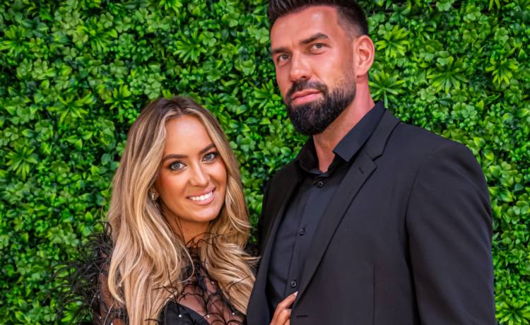 Rozstanie Jaqueline i Bartka z "Love Island 8" w cieniu skandalu? "Zastałam go w łóżku z Karoliną"