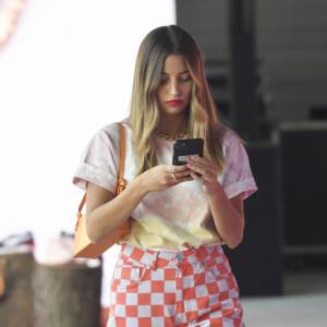 Julia Wieniawa zaliczyła wpadkę z makijażem? Złośliwi internauci: "Okropnie". Gwiazda odpowiada