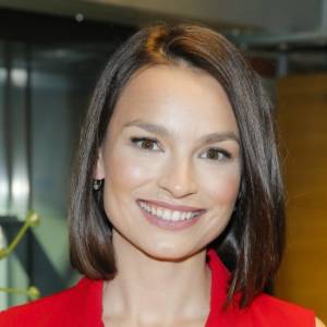 Anna Starmach zabrała syna na spacer. Zadała pewne pytanie swoim fankom [FOTO]