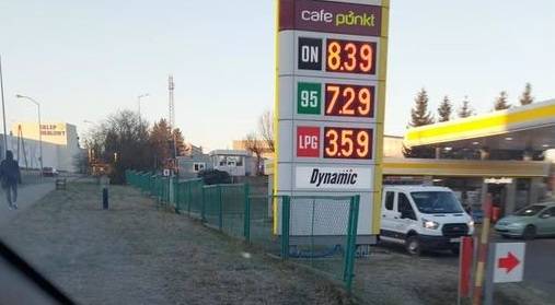 Ceny na stacjach benzynowych w obiektywie słuchaczy. Jest już 8 zł za litr? [FOTO]