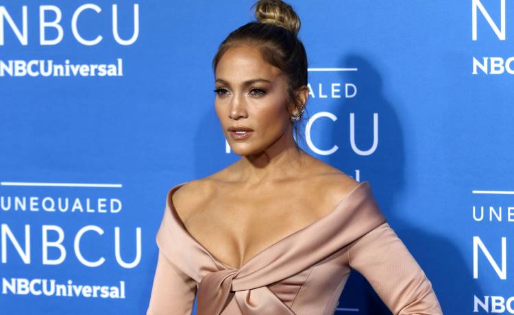  Jennifer Lopez przeszła metamorfozę! W takim wydaniu dawno jej nie widzieliśmy!