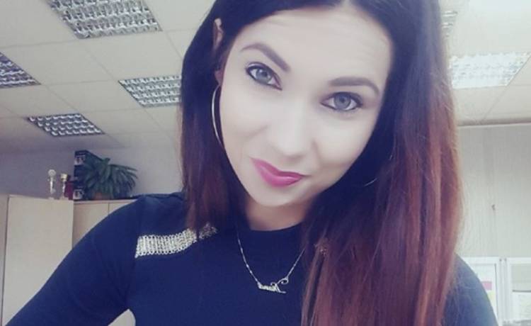 Uczestniczka "Rolnika..." w cekinowej mini. Diana zachwyca figurą: "Świetnie wyglądasz"