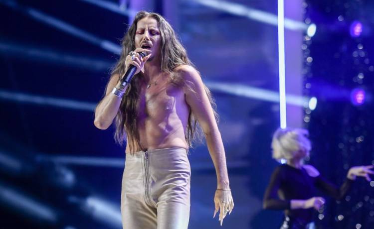 Tak Michał Szpak wyglądał w liceum. Artysta pokazał zdjęcie sprzed lat [FOTO]