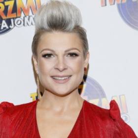 RMF Extra: Magdalena Narożna z zespołu Piękni i Młodzi bez makijażu. Wokalistka pokazała się w naturalnym wydaniu [ZDJĘCIE]