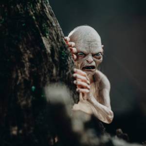 "Władca Pierścieni". Aktor grający Golluma nie potrafił wyjść z roli. "Potrafiłem chodzić na wszystkich 4 łapach godzinami" 