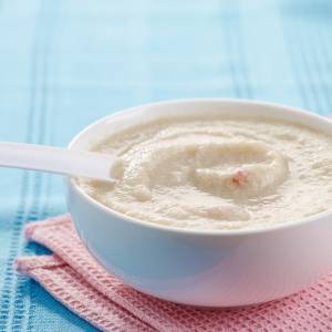 GIS wycofuje kaszkę dla dzieci. Wykryto niezadeklarowany składnik alergenny