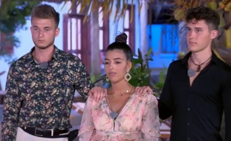 "Hotel Paradise 3". Dawid odpadł z programu. Ostatnio podpadł kontrowersyjnym zachowaniem. Uczestniczki były zniesmaczone