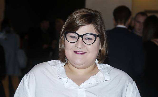 Dominika Gwit kusi w stroju seksownej pielęgniarki. "Chcesz się bawić...?"                        