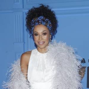 Omenaa Mensah w bikini. Fanom trudno oderwać wzrok. "Nie można się napatrzeć" [FOTO]