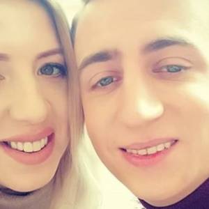 Małgosia z "Rolnika... "w seksownym wydaniu. Na ostatnich zdjęciach zaprezentowała się w mini!