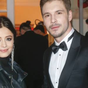 "M jak miłość". Mikołaj Roznerski i Adriana Kalska rozstaną się też w serialu? Chodakowska będzie o krok od zdrady!