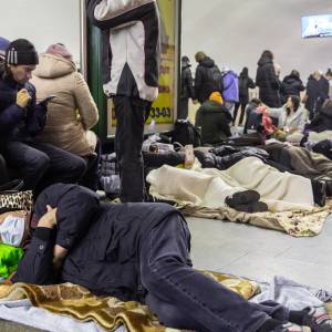 Mer miasta pisze o katastrofie humanitarnej. Rosjanie blokują Mariupol. Trwa atak! [FOTO] 