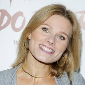 Anna Głogowska pozuje bez biustonosza. Zaszalała! Fanom odjęło mowę [FOTO]