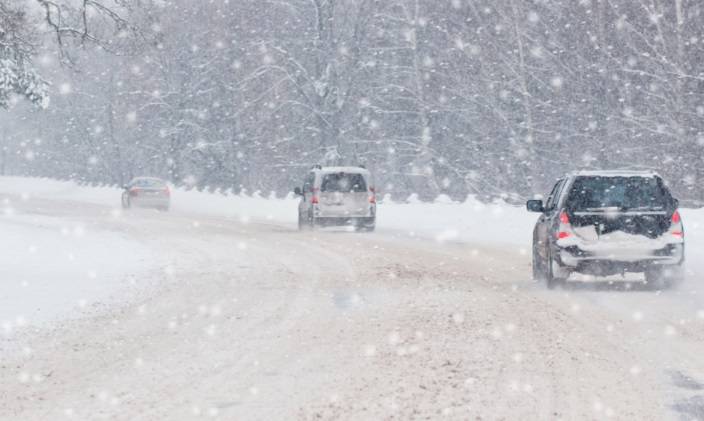 Ruch na przejściu granicznym w Chyżnem wstrzymany do odwołania!