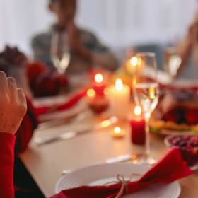 Dlaczego na Wigilii jemy potrawy ze stypy? Poznaj pogańskie korzenie świąt