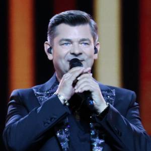 MrKryha ocenił czekoladę dubajską od Zenka Martyniuka