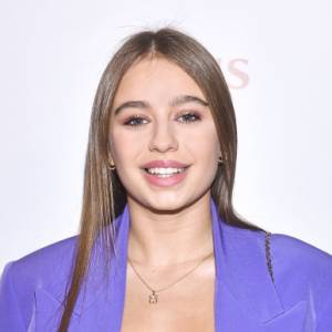 Oliwia Bieniuk rozgrzewa Instagrama! Zapozowała w kusej piżamie. "Aż się ciepło robi" [FOTO]