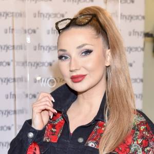  "Żyleta"! Cleo w niebezpiecznym, ale "zabójczo" wyglądającym stroju. Fani obawiali się o artystkę 