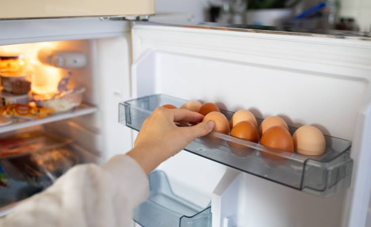 Jedno czy dwa? Naukowcy ucinają spory o to, ile jajek dziennie można zjeść, fot. Shutterstock