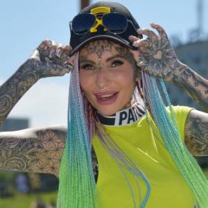 Ada z "Królowych życia" zaskoczyła archiwalnym kadrem. Wtedy jedynie marzyła o tatuażach!