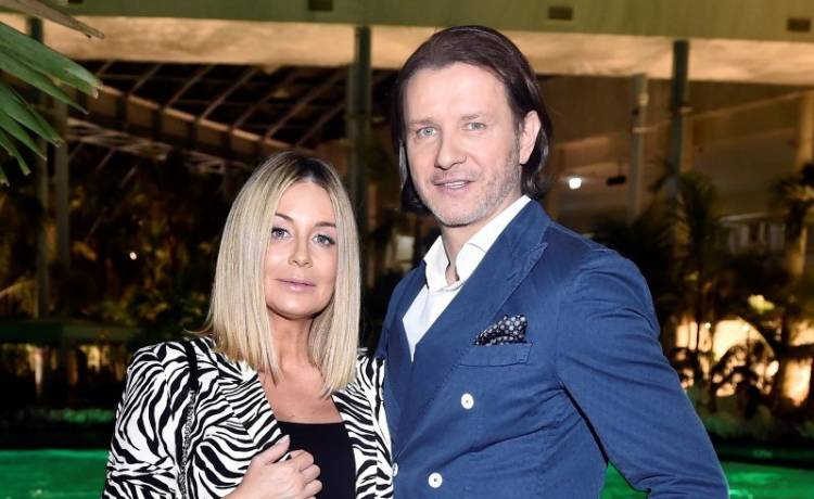 Radosław Majdan podarował żonie prezent na 4. rocznicę ślubu. "Siedzę i płaczę" - napisała Małgorzata Rozenek