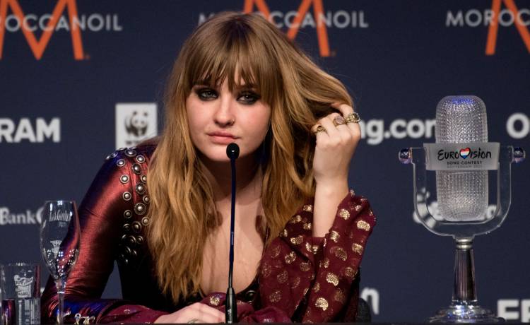 Victoria de Angelis w prześwitującej kreacji. Fani oniemieli z zachwytu: "Królowa" [FOTO]