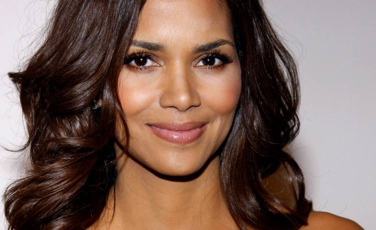 Halle Berry pokazała córkę. Nastolatka odziedziczyła urodę po mamie!