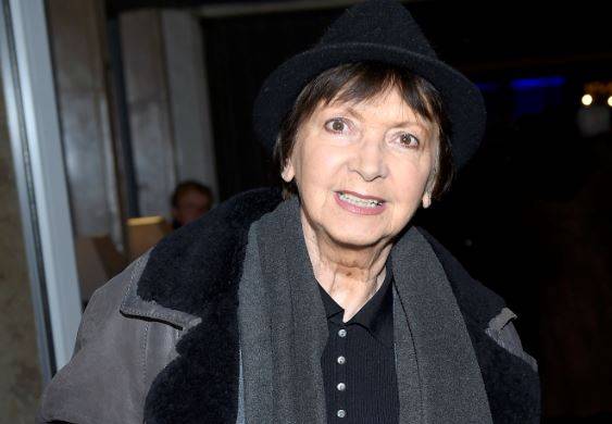 "Nie mam na co dzień kogoś bliskiego, z kim mogę porozmawiać" - Halina Kunicka gorzko rozprawia się z domową izolacją