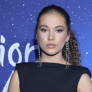 Alicja Szemplińska eksponuje dekolt w lateksie. Zahipnotyzowała fanów [FOTO]