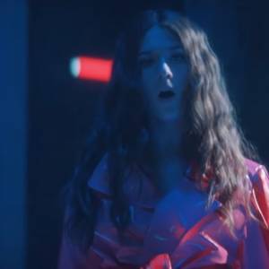 Nowy teledysk Roksany Węgiel do piosenki "Dobrze jest, jak jest". Debiutancki album w tym tygodniu