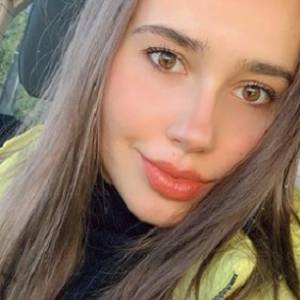 Marcelina Ziętek w samej halce kusi przed obiektywem. "Szykuje się nowe" [WIDEO]