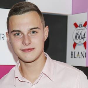 Adam Zdrójkowski pokazał nowy tatuaż! Co na to Wiktoria Gąsiewska?                              