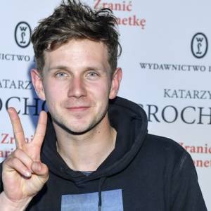 Antek Królikowski z nową dziewczyną na ściance. Pokazali się tak po raz pierwszy