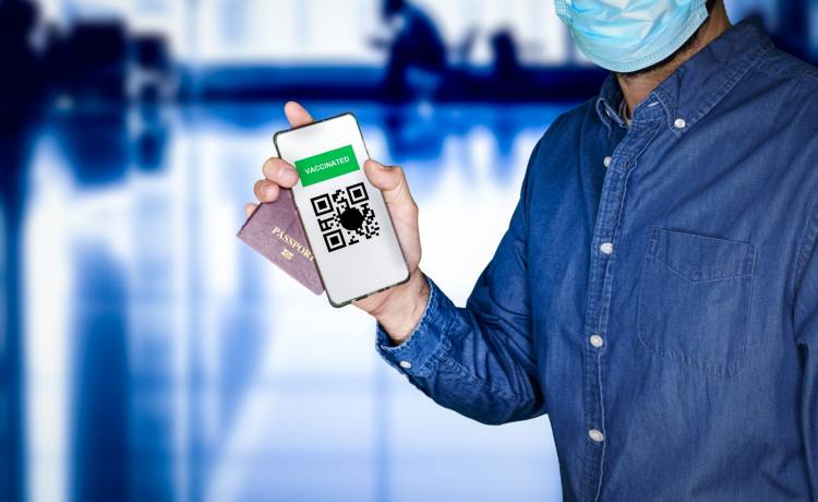 Włochy. Student zrobił sobie tatuaż z kodem QR potwierdzającym szczepienie