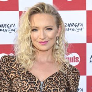 Barbara Kurdej-Szatan w zielonym bikini. Aktorka pokazała gorące zdjęcia z kąpieli [FOTO]