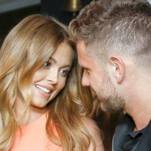 Joanna Opozda i Antoni Królikowski opublikowali efekty pierwszej sesji zdjęciowej z synkiem. Zdradzili imię dziecka!