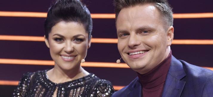 Katarzyna Cichopek i Marcin Hakiel myją ręce w rytm hitu disco polo. To nagranie to hit!                                                                                  