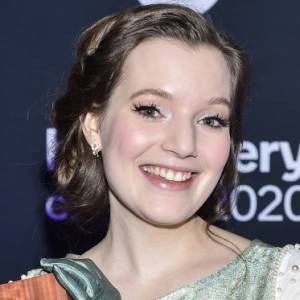 sanah wygląda zupełnie inaczej na nowym zdjęciu. Spójrzcie na te włosy! [FOTO]