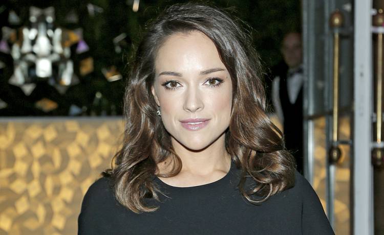 Syn Alicji Bachledy-Curuś i Colina Farrella nie jest już małym chłopcem. Aktorka pokazała zdjęcie z nastolatkiem! [FOTO]