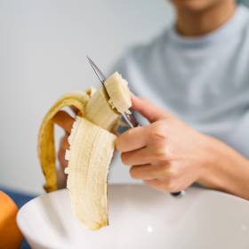 Co się stanie, jeśli będę jeść banany każdego dnia? Oto skutki