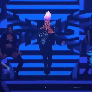 "Twoja twarz brzmi znajomo". Kasia Wilk faworytką? Już pierwszym występem zmiotła konkurencję [WIDEO]