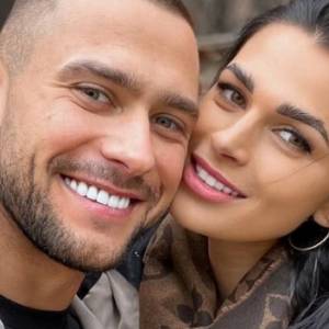 Uczestnicy "Love Island" ogłosili, że są razem. Internauci komentują zaskakujące "przeparowanie": "Źle wybrałaś, dziewczyno"