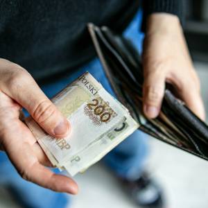 Od jakiej kwoty zaczyna się w Polsce zamożność? Odpowiedź jest nieoczywista