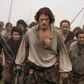 Miłość, wojna i tajemnice – 8. sezon „Outlandera” już w sobotę na Netflixie!