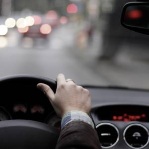 Nigdy nie miał prawa jazdy, a cały czas kierował. Wpadł dopiero po 50 latach