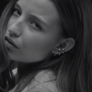 Julia Wieniawa z nowym singlem! "SMRC" z teledyskiem już jest w sieci [WIDEO]                                          