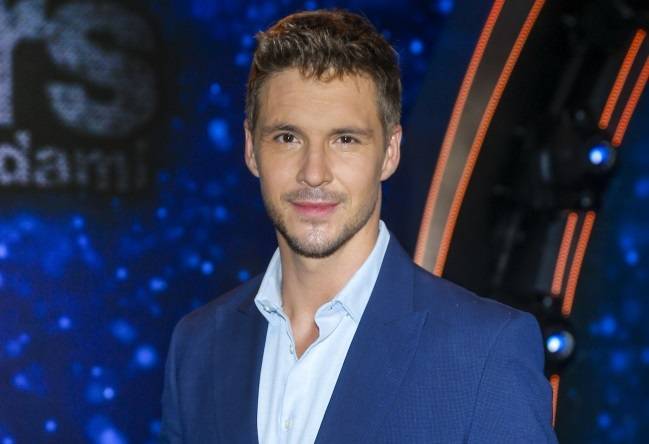 Popularny serial bez Mikołaja Roznerskiego! Aktor zniknie z produkcji w dramatycznych okolicznościach